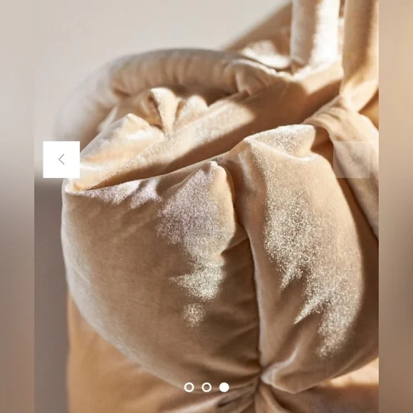 NWOT Anthropologie Velvet Puffer Tote - Picture 2 of 4